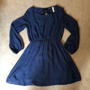 Women’s long sleeve dress